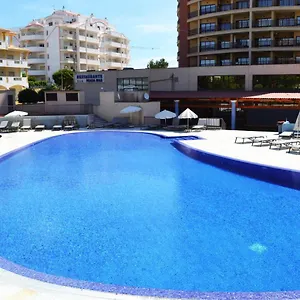 https://algarve-porto-belo-apartment.hotelaalgarve.com