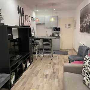 Apartamento Bel Au Coeur De, París