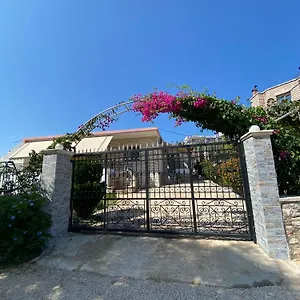 https://apartment-angela.albaniahotels.org